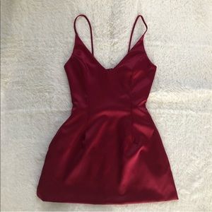 Red wine dress with pockets